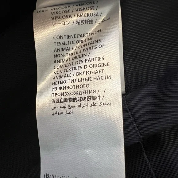 Gucci Dark Navy BlueWool Coat with Back strap - Picture 13 of 14